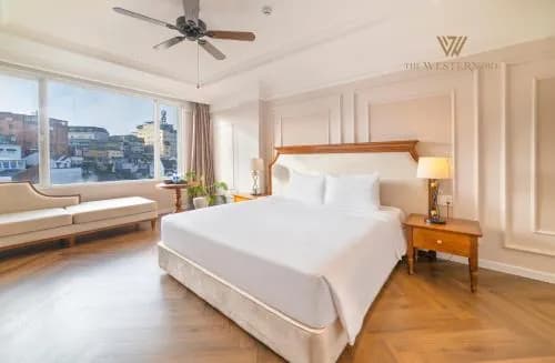 River Prince Hotel