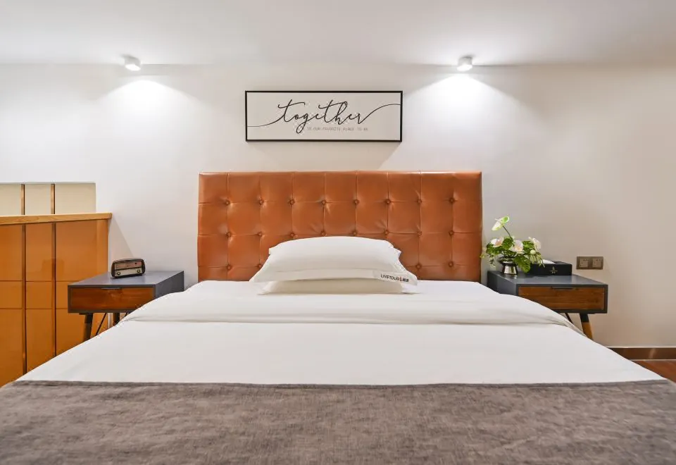 Livetour Hotel