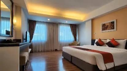 Avion Hotel