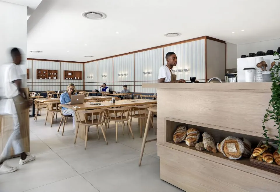 The Onyx Apartment Hotel by Newmark
