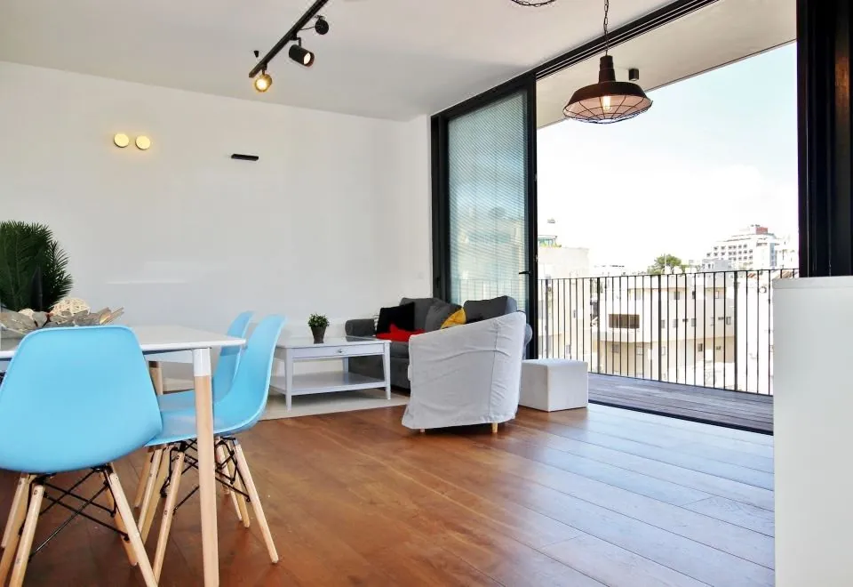 Hilton Beach new Spectacular 2BR Terrace
