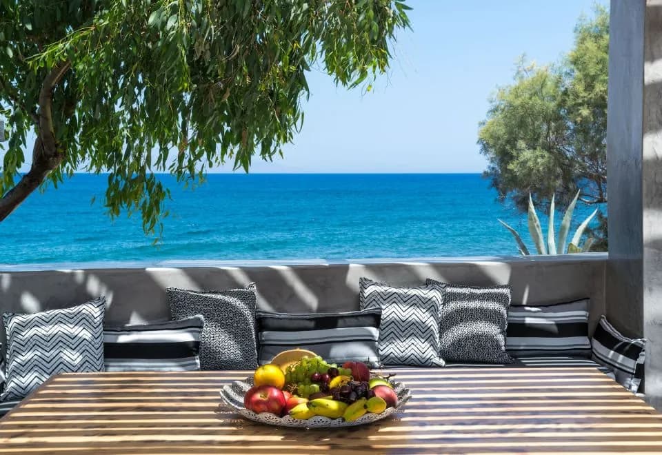 Damma Beachfront Luxury Villa