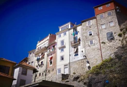 Oporto Street Aldas