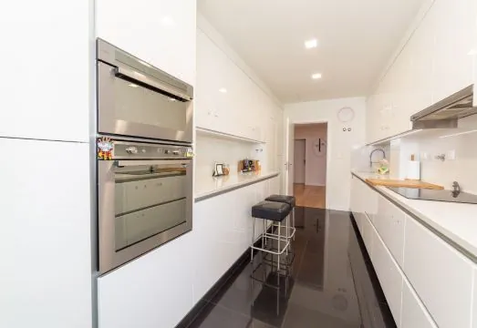 Industrial Lisbon Apartment - Adults Only