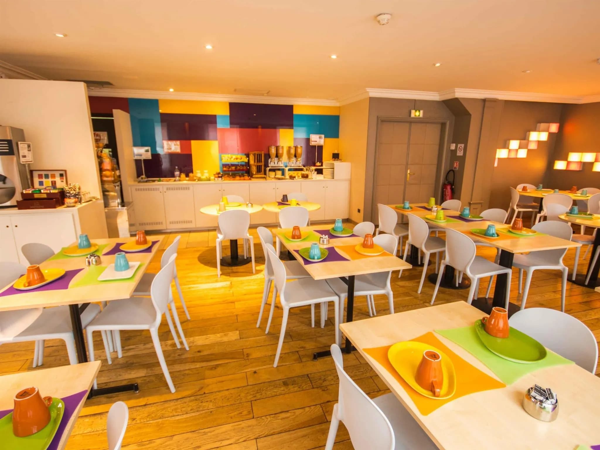 Ibis Styles Paris Tolbiac Bibliotheque