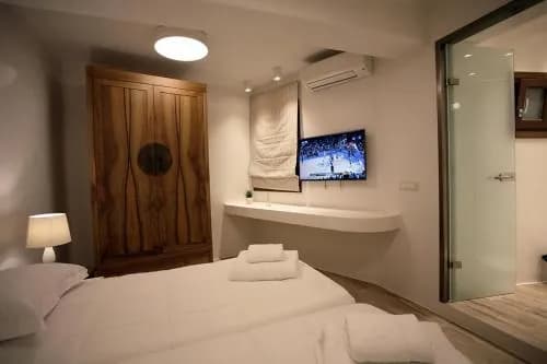 Anagram Hotel