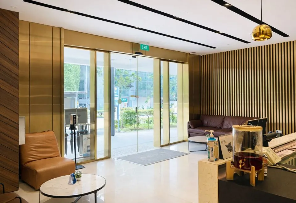 Lion Peak Hotel Raffles