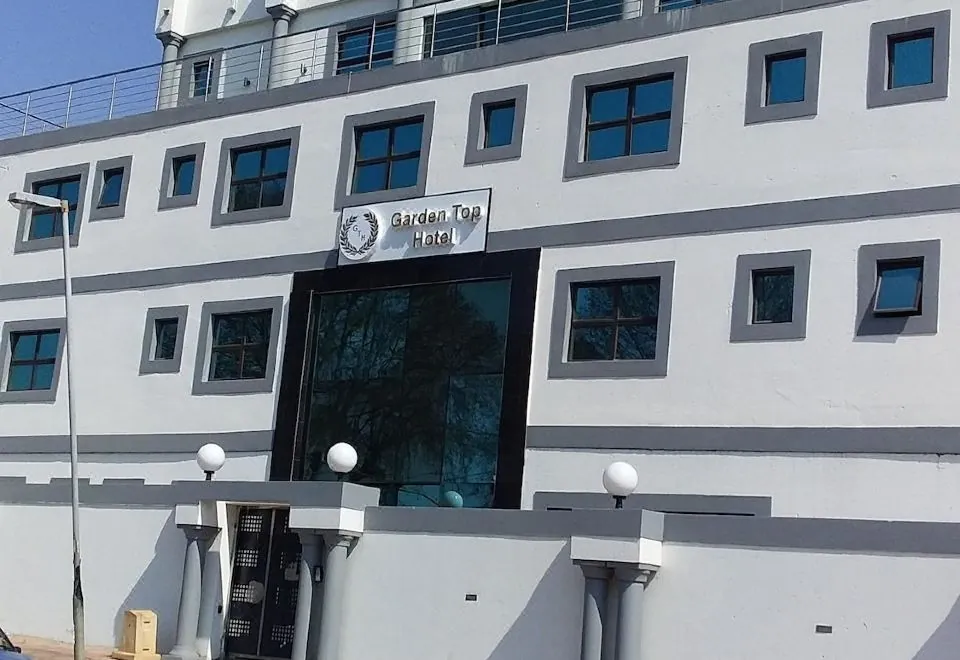 Garden Top Hotel