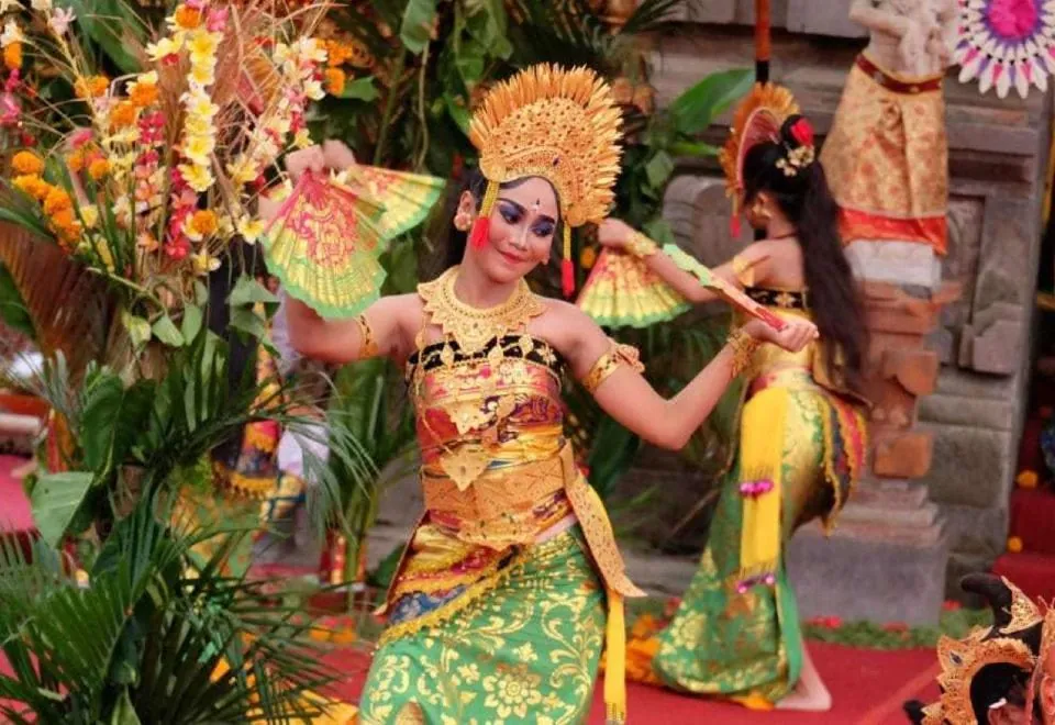 Balissimo Seminyak Suites