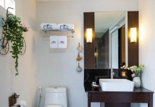 Baan Oliver Srinakarin