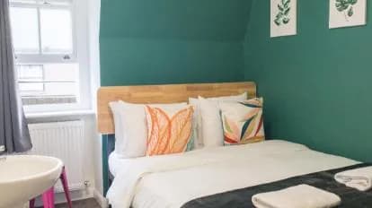 Smart Hyde Park Inn Hostel