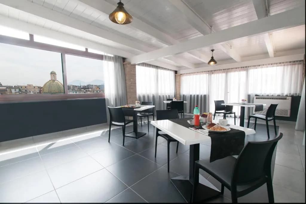 Fly Boutique Hotel