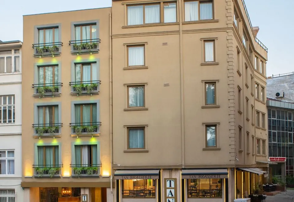 Tan Hotel - Special Category