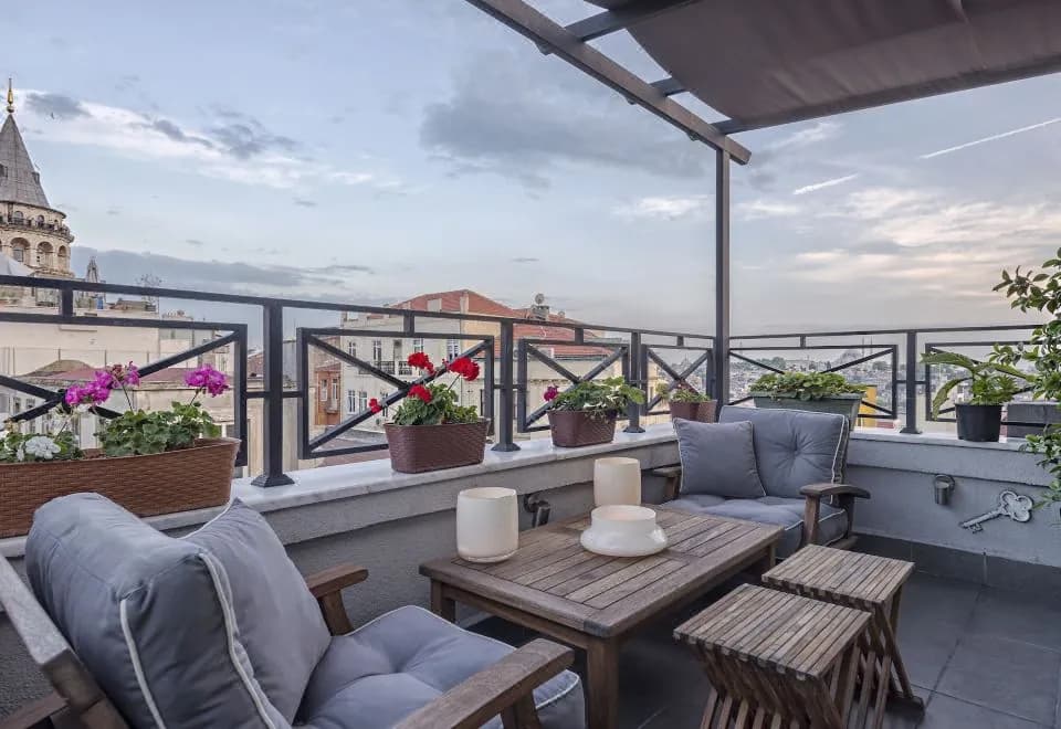 Louis Appartements Galata