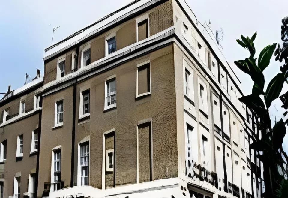 Berkeley Court Hotel