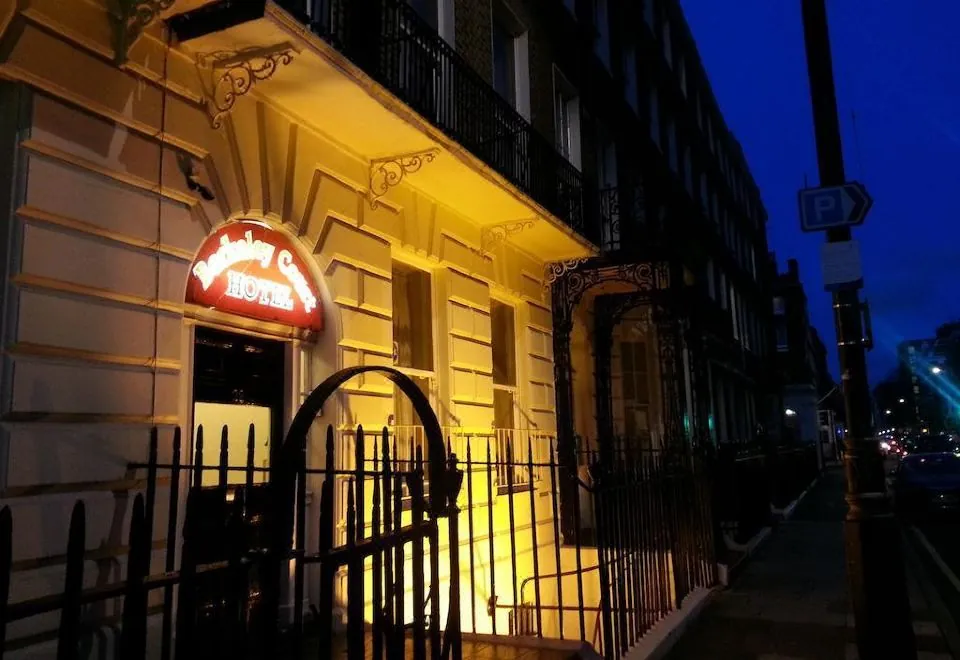 Berkeley Court Hotel