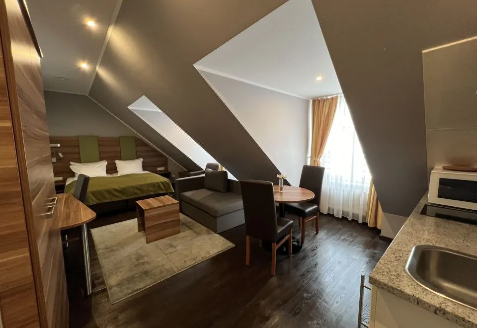 Batu Apart Hotel