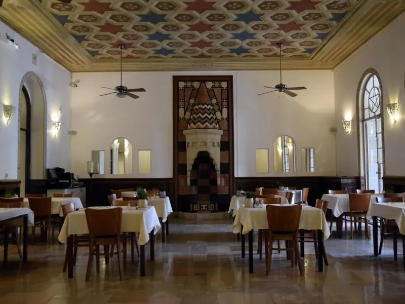 YMCA Three Arches Hotel