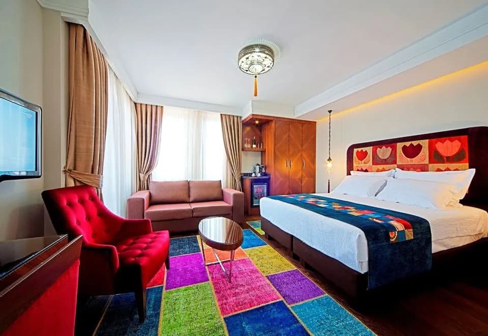 Azade Suites