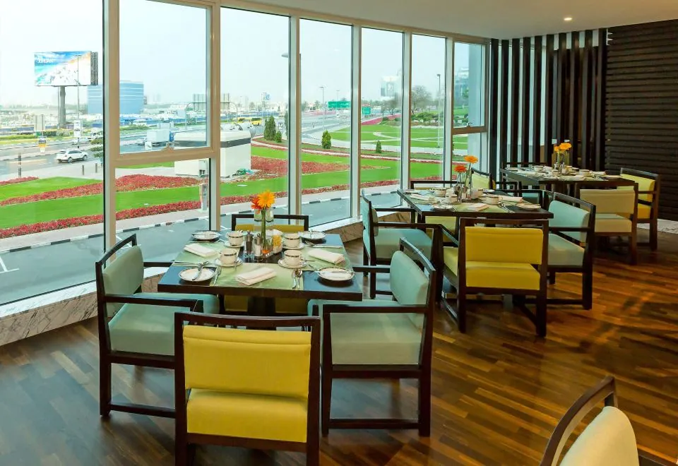 Flora Creek Deluxe Hotel Apartments