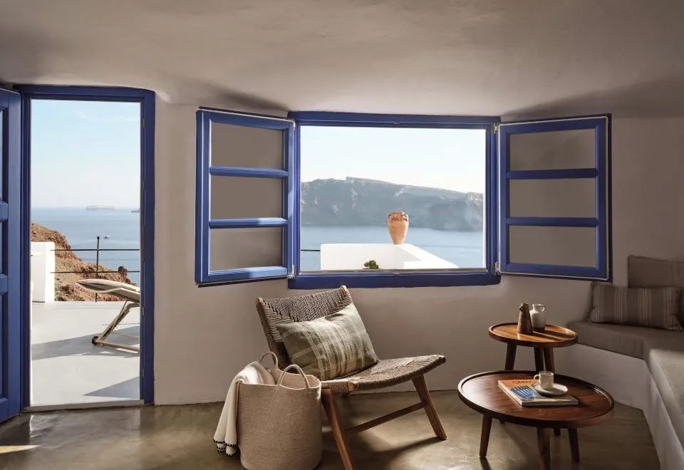 Esperas Santorini