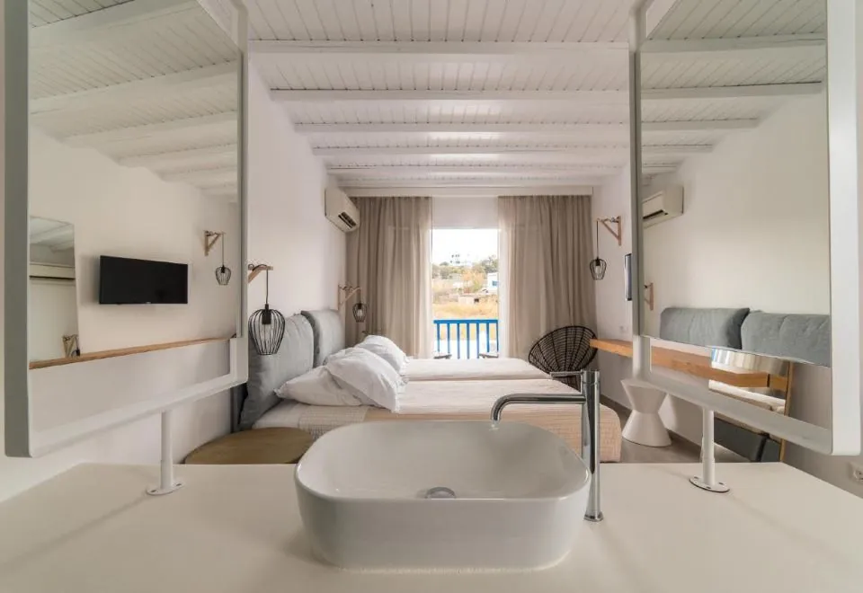 Vienoula's Garden Hotel