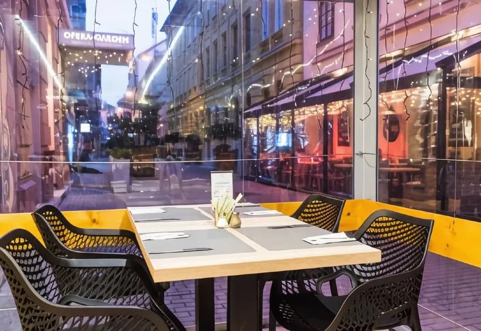 Opera Garden Hotel & Apartments