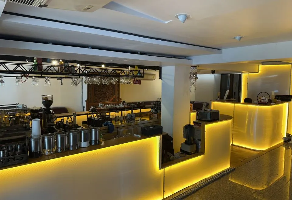 Longzhu Guesthouse
