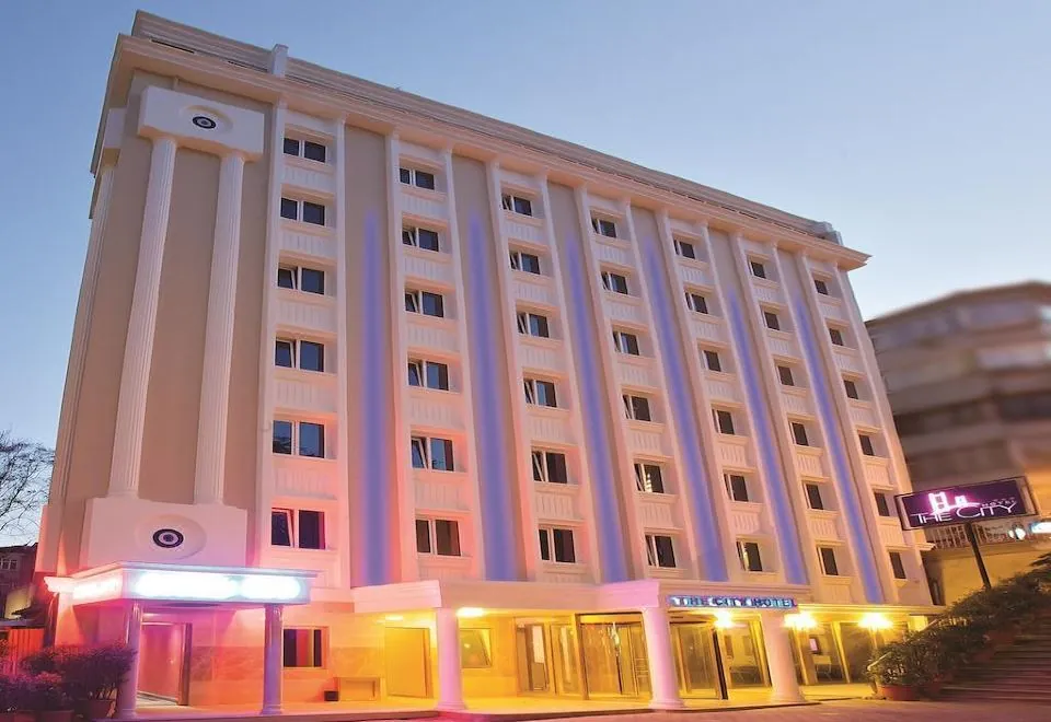 The City Hotel