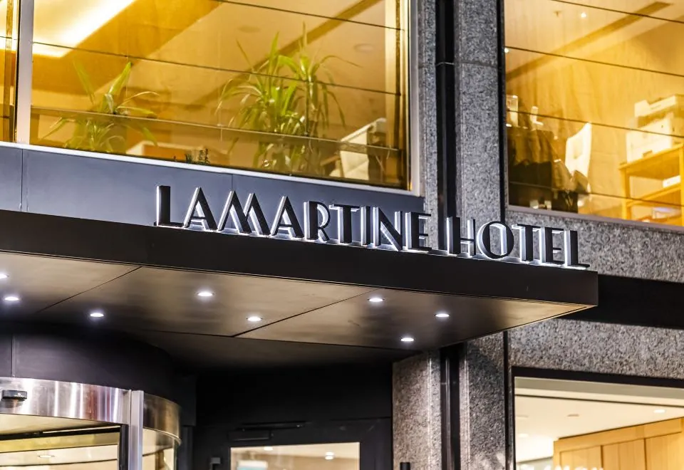 Lamartine Hotel