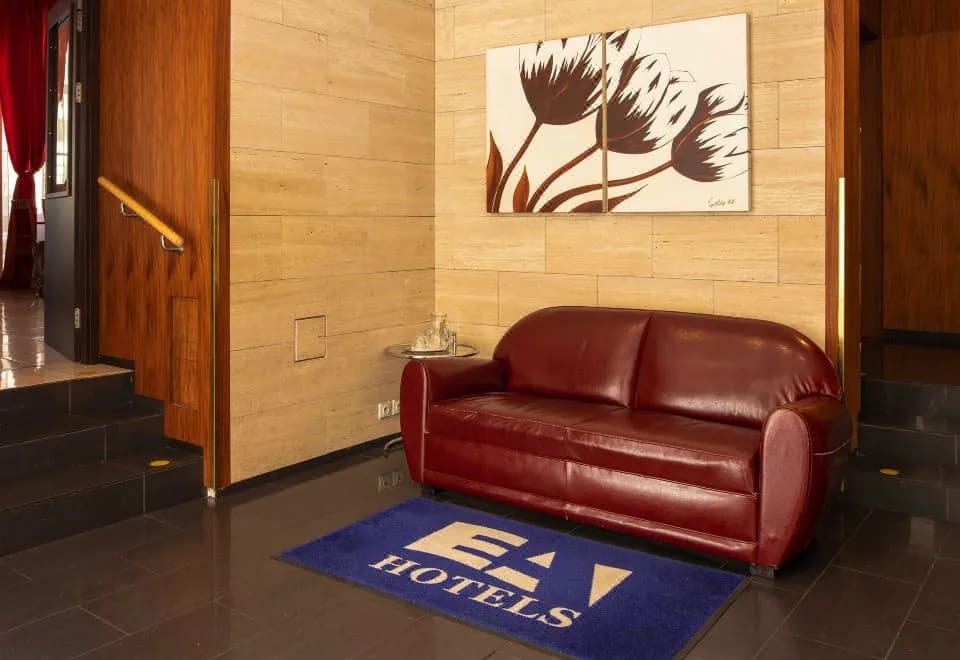 EA Hotel Sonata