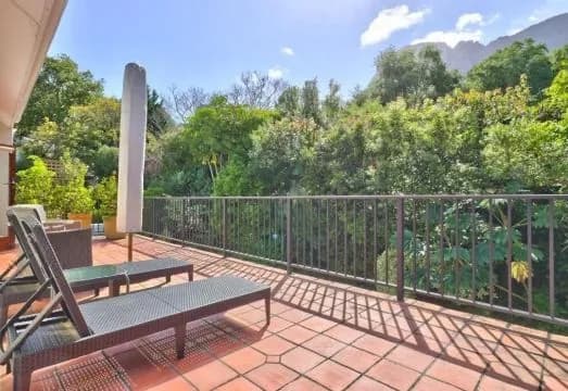Fernwood Manor Boutique Guest House
