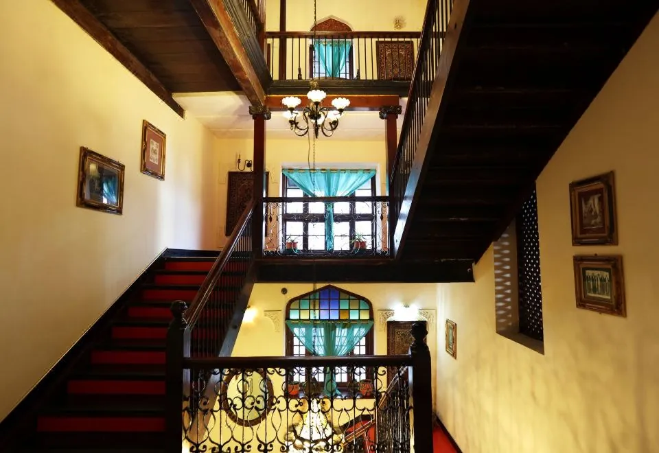 Africa House Hotel