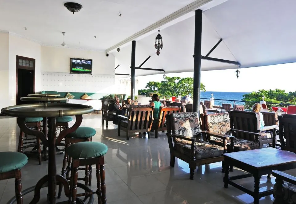 Africa House Hotel