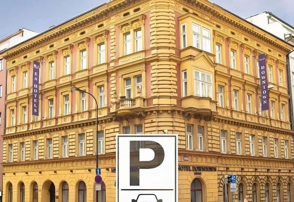EA Hotel Downtown