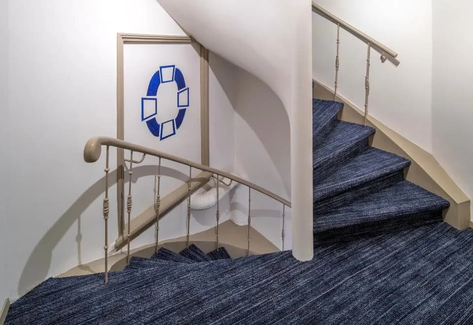 Hotel Nes