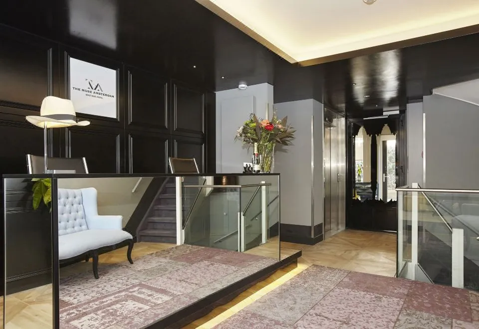 The Muse Amsterdam - Boutique Hotel
