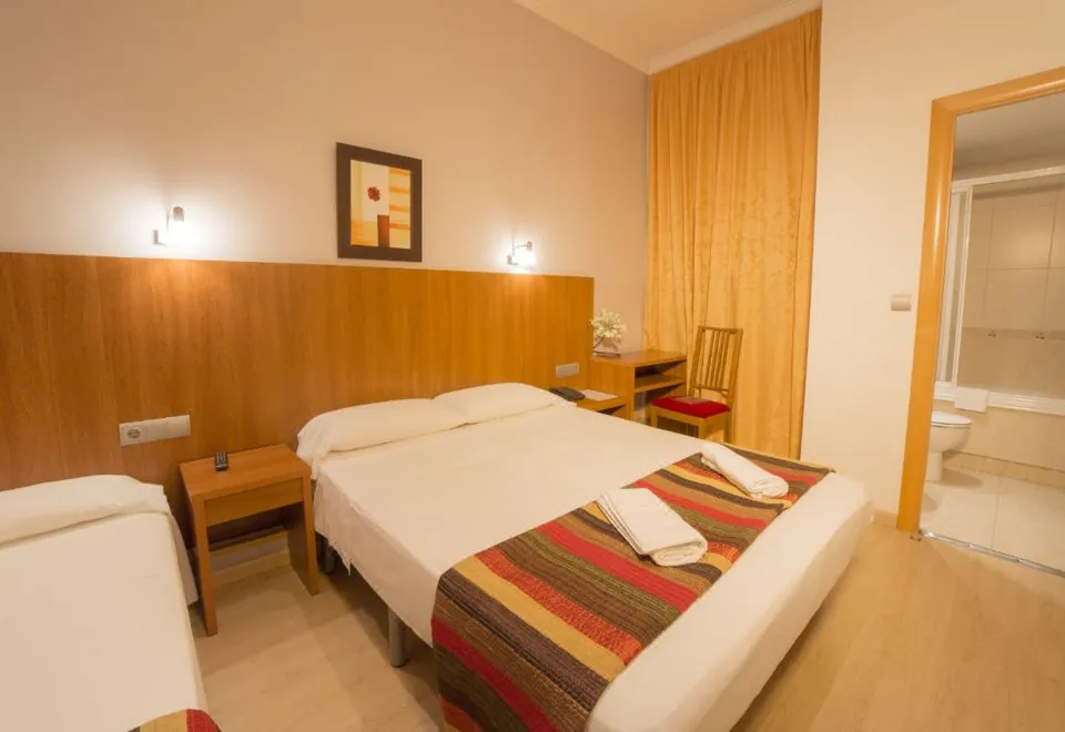 Ciudad Condal Hostal - Paseo de Gracia