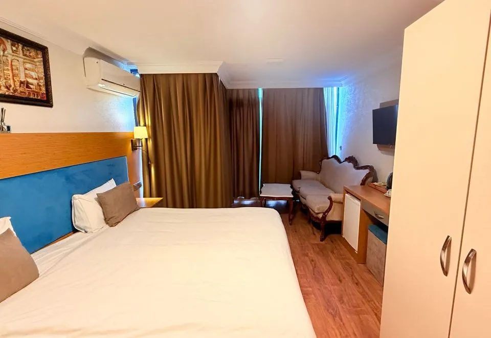 Seatanbul Hotel