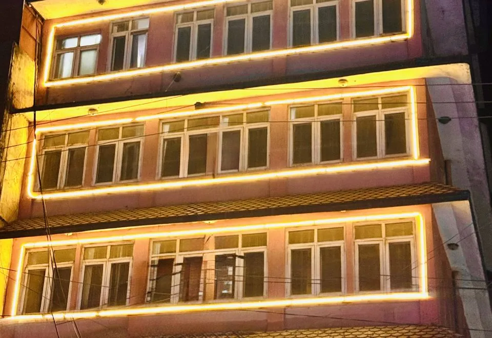 Mandakini Hotel