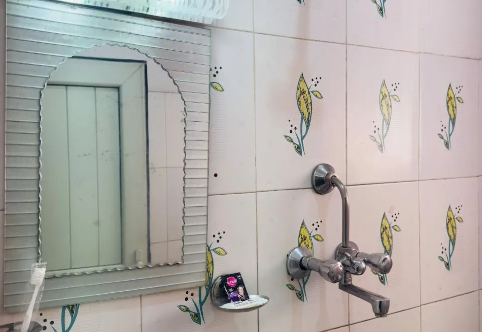 Mandakini Hotel