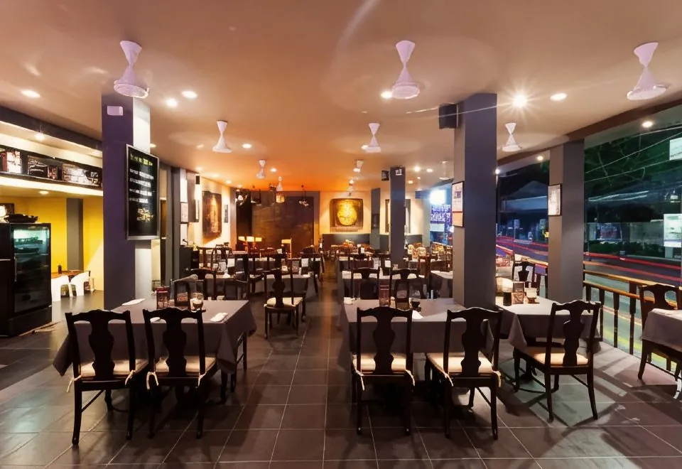 Two Chefs Inn