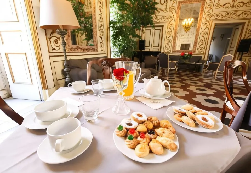 Decumani Hotel De Charme