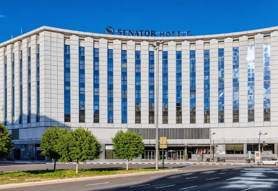 Senator Parque Central Hotel