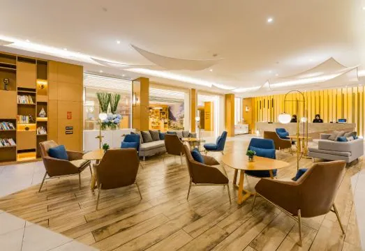 Atour S Hotel Shanghai Oriental Pearl Tower