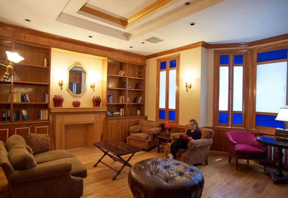Hotel St. James