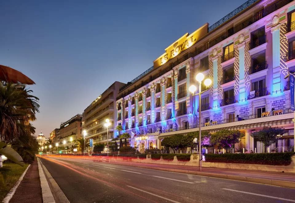 Hôtel le Royal Promenade des Anglais