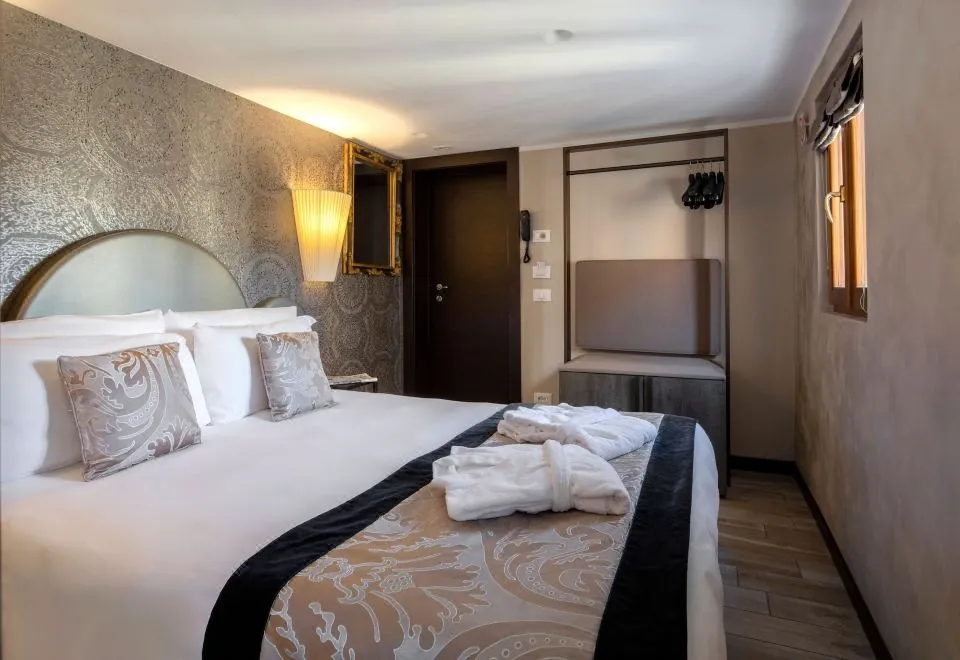 Alle Guglie Boutique Hotel