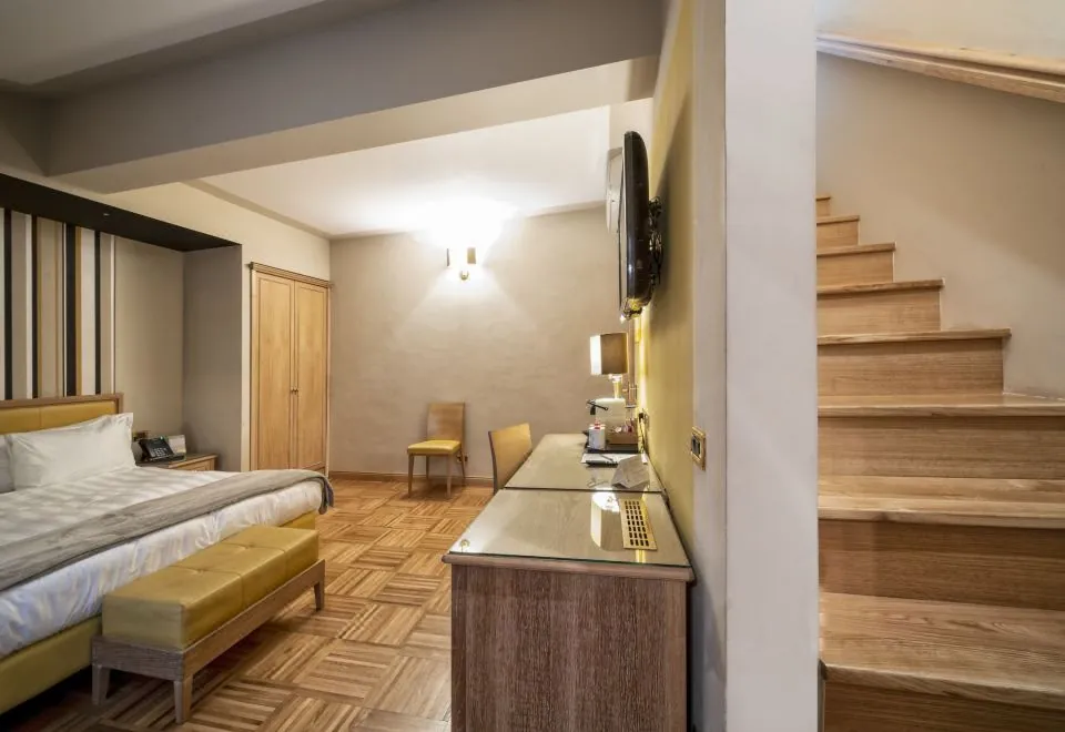 Solo Experience Hotel