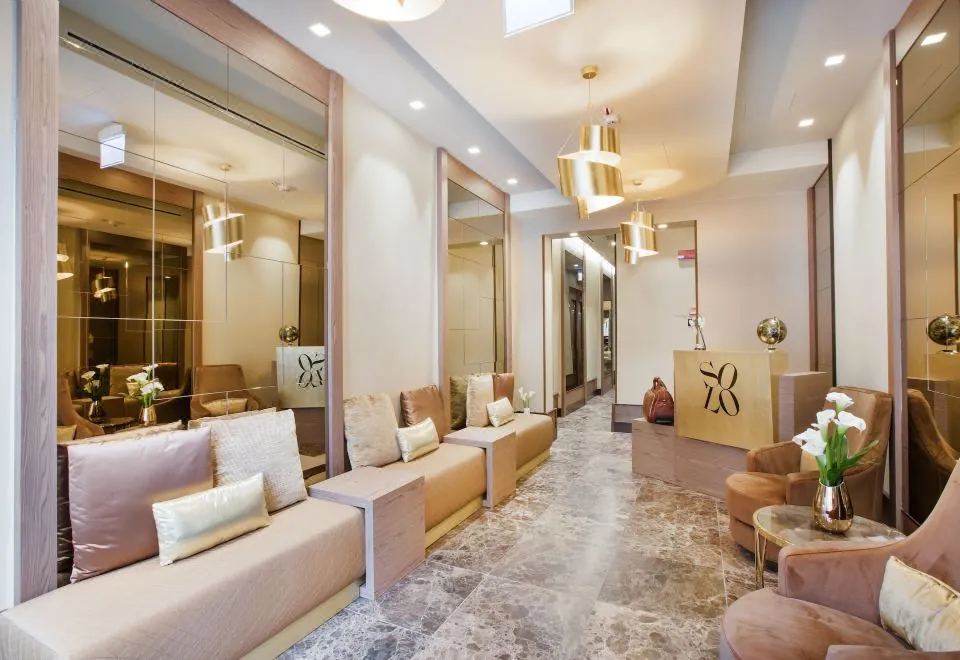 Solo Experience Hotel